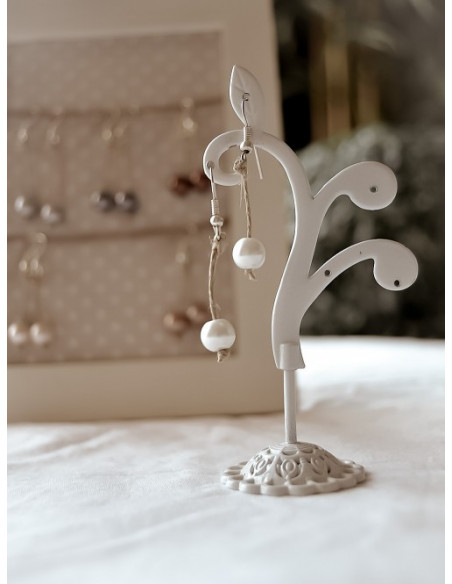 Boucles d'oreilles en lin et perles création artisanale marque française bijoux en lin