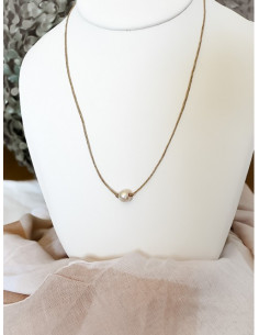 Collier en lin "UNI PERLE"...