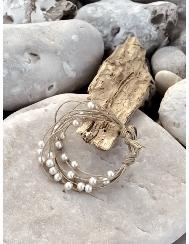 Bracelet en lin et perles rose pale poudrée, bracelet en ficelle de lin et perles nacrées, bijoux en fil de lin