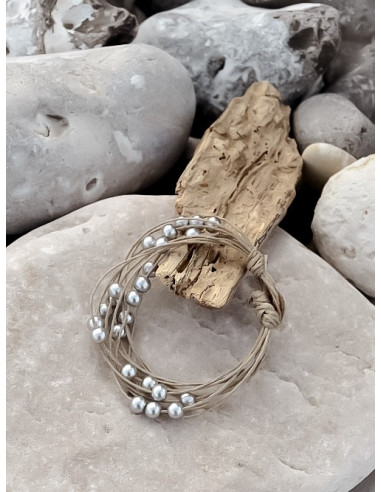 Bracelet en lin et perles gris argent clair, bracelet en ficelle de lin et perles nacrées, bijoux en fil de lin