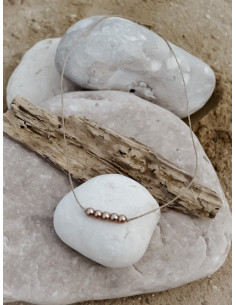 Collier en lin et perles...