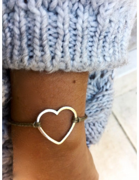 Bracelet en lin avec COEUR vide