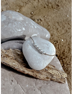 Bracelet en lin et perles...
