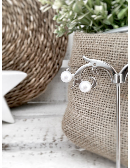 Boucle d'oreille perle blanche fantaisie puce petite perle