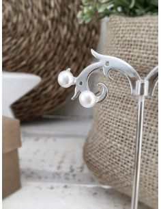 Boucles d'oreille perle plate blanche fantaisie - Moyenne 2