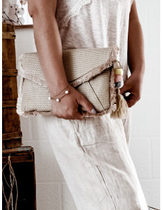 POCHETTE EN TOILE RIGIDE AVEC POMPON ET FRANGES STYLE BOHÈME CHIC BEIGE 2