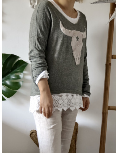 PULL BUFFLE FEMME EN COTON KAKI MADE IN ITALY TETE DE BUFFLE FAUSSE FOURRURE ET PERLE PULL BOHEME