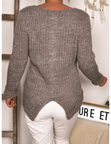 Pull hiver femme chaud avec laine et mohair taupe fil métallisé argenté torsade tressé et ouverture au dos