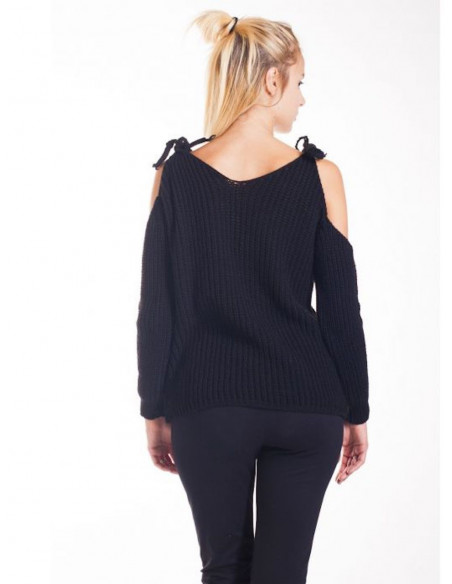 pull épaule denudée pour femme noir avec laine et mohair pull hiver épaule nue ouverte bretelle a nouer en maille made in italy pull épaule denudée pour femme noir avec laine et mohair pull hiver épaule nue ouverte bretelle a nouer en maille made in italy