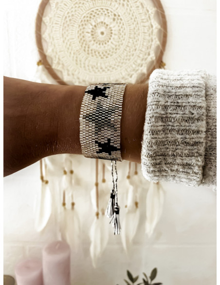 BRACELET MIYUKI TISSÉ À LA MAIN EN PETITES PERLES DE ROCAILLES MOTIFS ÉTOILES GRIS BIJOUX BOHÈME CHIC