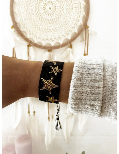 BRACELET MIYUKI TISSÉ À LA MAIN EN PETITES PERLES DE ROCAILLES MOTIFS ÉTOILES NOIR BIJOUX BOHÈME CHIC