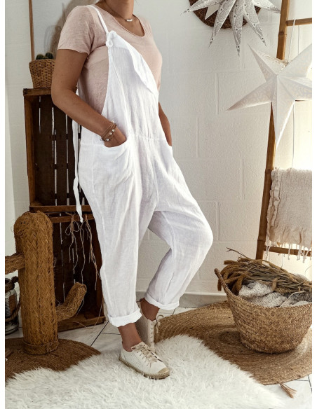 Combinaison femme en lin salopette blanche matière naturelle et noble combi made in italy fluide ample lose