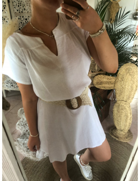 Robe en lin et coton ample blanche : Confort, style casual chic et qualité made in Italy