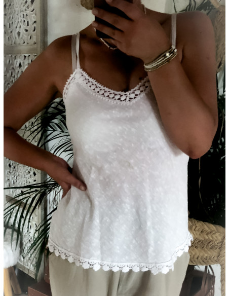 Débardeur blanc en lin et coton : bretelles réglables, liserés en macramé, jolie coupe - Made in Italy