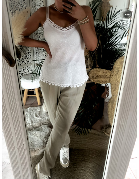 Débardeur blanc en lin et coton : bretelles réglables, liserés en macramé, jolie coupe - Made in Italy