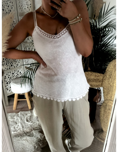 Débardeur blanc en lin et coton : bretelles réglables, liserés en macramé, jolie coupe - Made in Italy