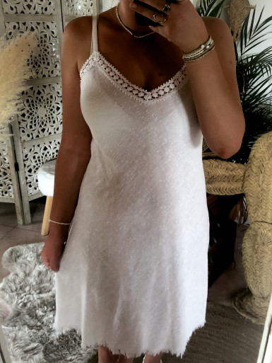Robe Mi-Longue Blanche en Lin et Coton : Casual et élégante