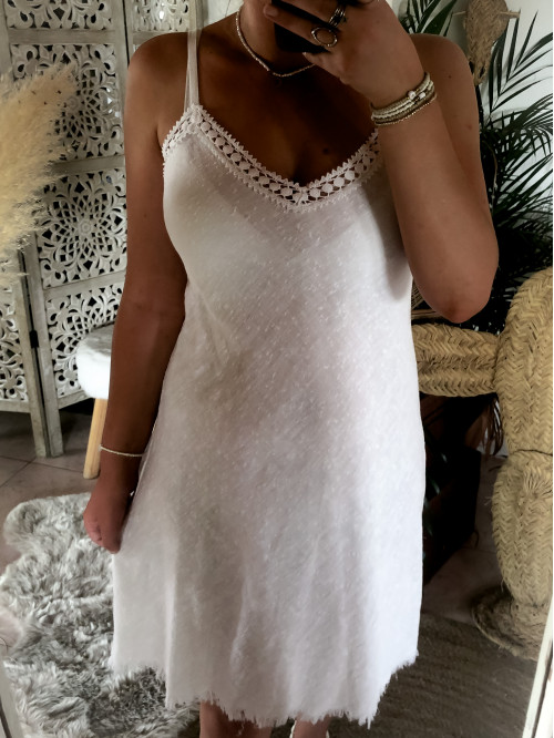 Robe Mi-Longue Blanche en Lin et Coton : Casual et élégante