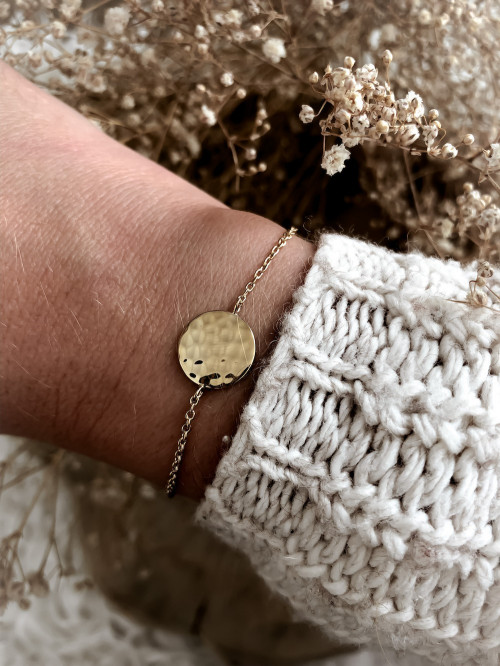 Bracelet plaqué or MARIE chaine et médaillon martelé bijoux plaqué or tendance femme