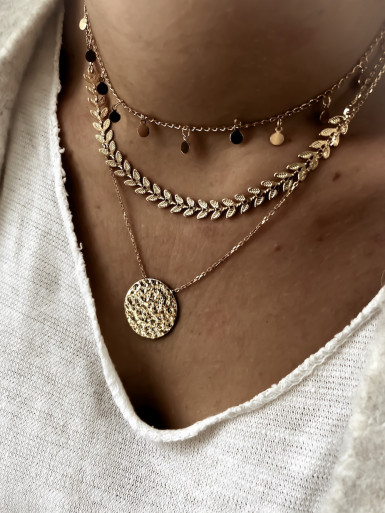 Collier plaqué or THEO femme chaine et pendentif MÉDAILLE MARTELÉE bijoux plaqué or tendance femme