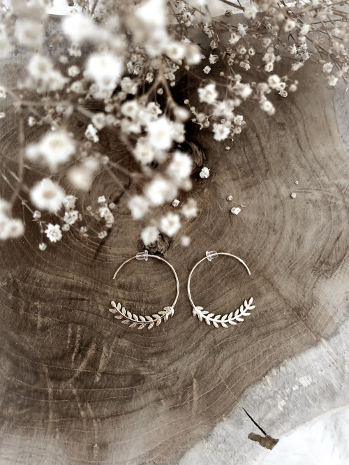 Boulces d'oreille créoles plaqué or couronne de laurier créoles ouvertes bijoux plaqué or tendance femme