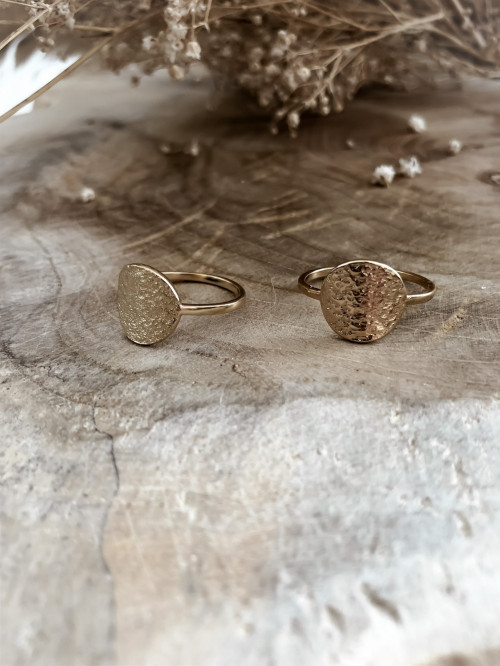 Bague plaqué or LORIE medaille vintage martelée bijoux plaqué or tendance femme