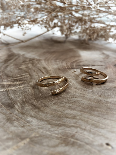 Bague plaqué or LOUISE CROISÉE MARTELÉE EFFET FROISSÉE bijoux plaqué or tendance femme