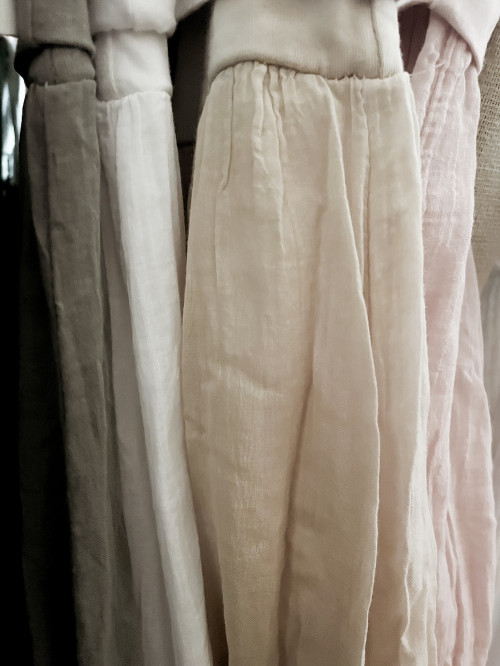 Jupe Blanche en Voile de Coton - Confort et Élégance, Made in Italy