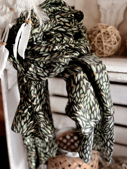 Foulard fluide kaki noir et doré