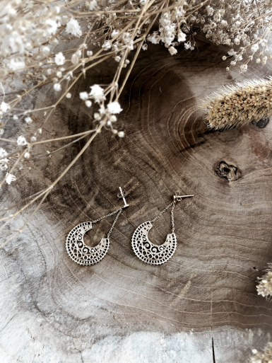 Bijoux plaqué or femme pas cher boucles d'oreilles pendantes savoyardes.