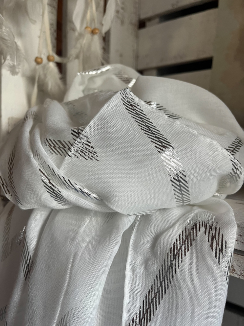 grand foulard fluide blanc et argenté