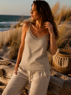 Débardeur Beige à Bretelles Réglables avec Liserés en Macramé - Jolie coupe et Matière Naturelle - Lin et coton